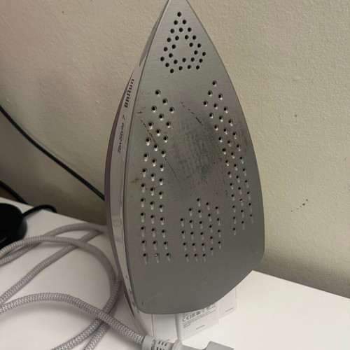 Braun TexStyle 7 steam iron used, good condition