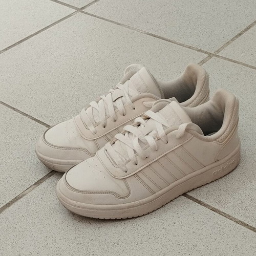 Adidas λευκά αθλητικά παπούτσια, μέγεθος 38