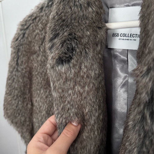 Fur vest BSB like new, size 40, gray and brown