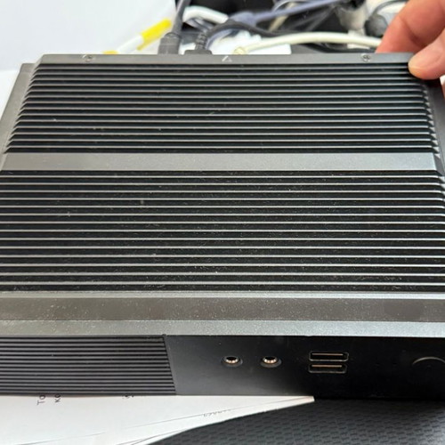 Mini PC fanless Intel i7 used, 32GB RAM, 4TB, Windows 11 Pro
