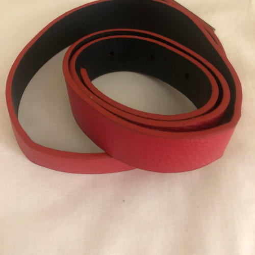 Women's belt red like new, size 110