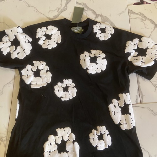 Denim Tears T-shirt black, new