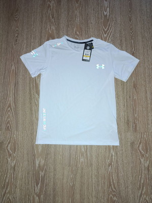 Under Armour reflective t-shirt, white, size M