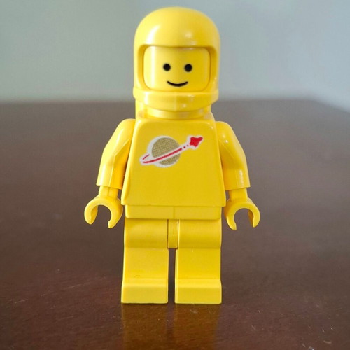 Lego Classic Space Minifigure Yellow with Air Tanks like new