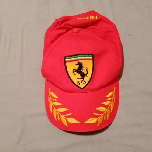Ferrari hat like new with gold embroidered laurel leaves, red, size L