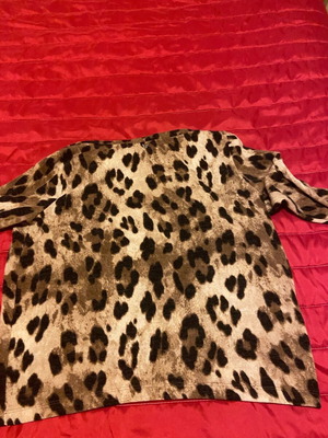 Leopard blouse new, size M