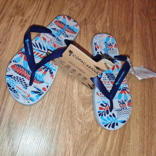 Copacabana by Ipanema Kids Tropical Print Flip Flops Size 32 New