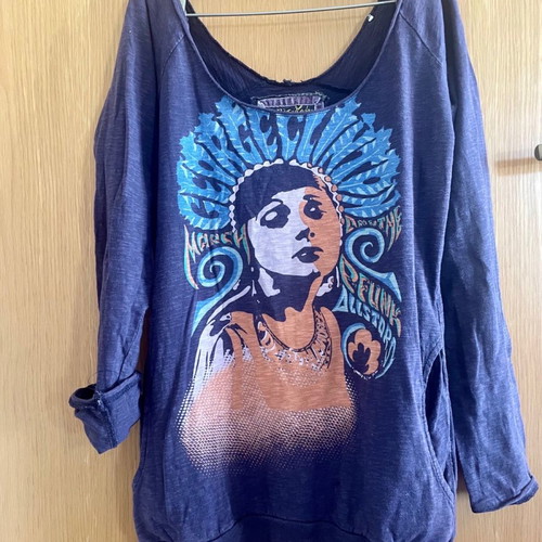 De Puta Madre blouse size Large like new, purple