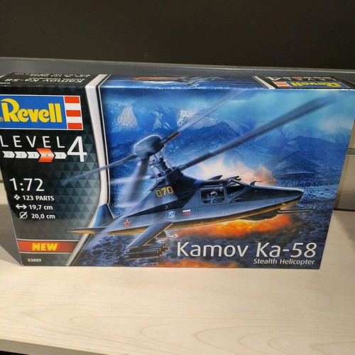 Revell Kamov Ka-58 Helicopter new for assembly