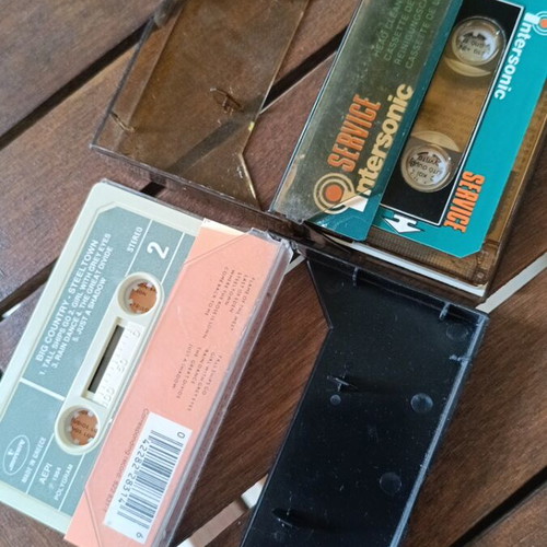 Audio cassettes used, set of 6
