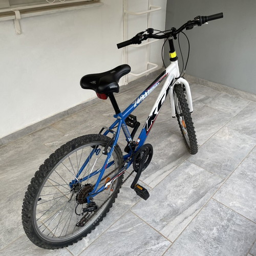 Bicycle 18-speed city bike like new, 24 inch, blue, men's