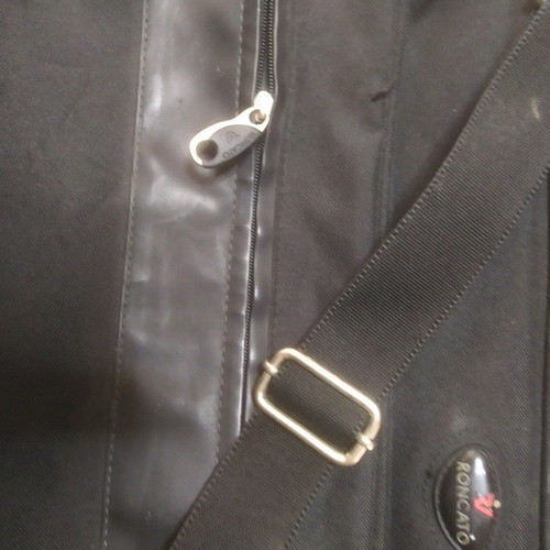 Roncato suit bag new, ergonomic, black color