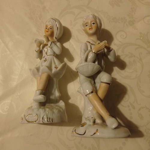 Porcelain decorative children figures used, set of 2