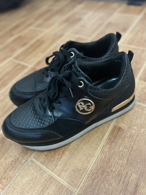 Renato Garini γυναικεία sneakers μέγεθος 39 μεταχειρισμένα, μαύρα