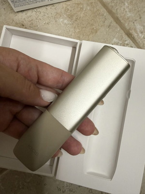 Iqos gold like new