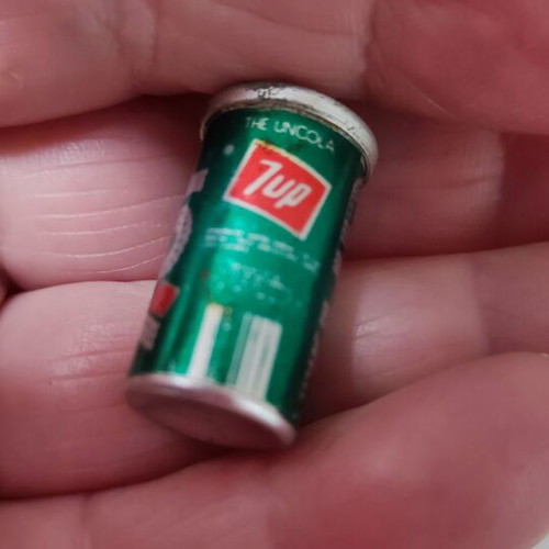Seven Up 1980 miniature used, empty soda can