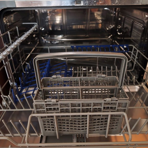 MORRIS dishwasher, almost new