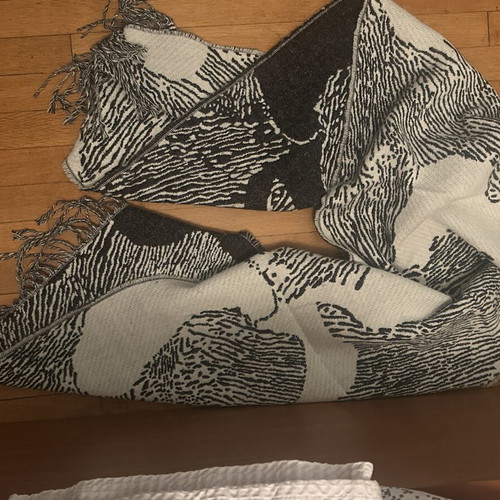 Double-sided winter pashmina scarf, black and white