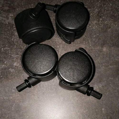 Set of 4 plastic light wheels new