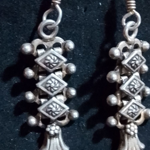 Silver earrings 925 like new