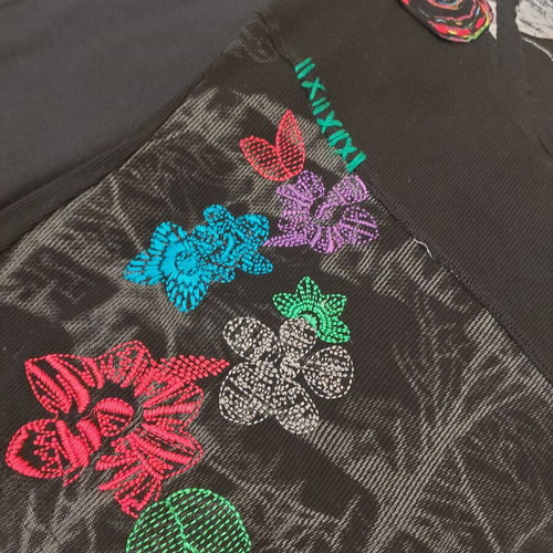Black women's t-shirt like new, size M, 100% cotton