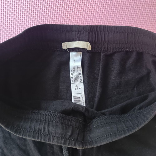 Terranova women's shorts black, like new, size L
