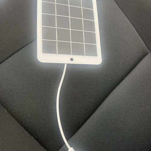 Solar mobile phone charger new, suitable for beach