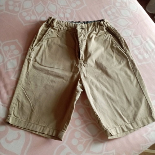 Beige boys' bermuda shorts like new for 9-10 years
