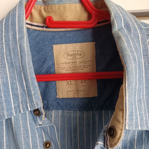 Bershka shirt XL used, white and turquoise