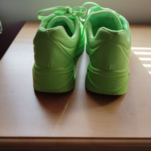 Leather green Skechers sports shoes size 40 like new