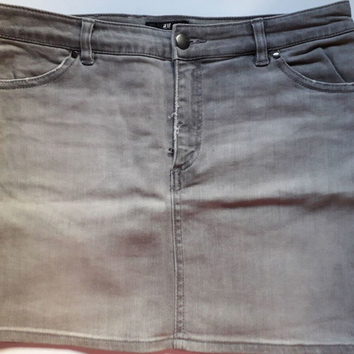 H&M grey-white short denim skirt, size 38