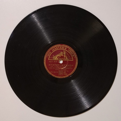 78 rpm record HMV AO 2344 used with Greek tango songs