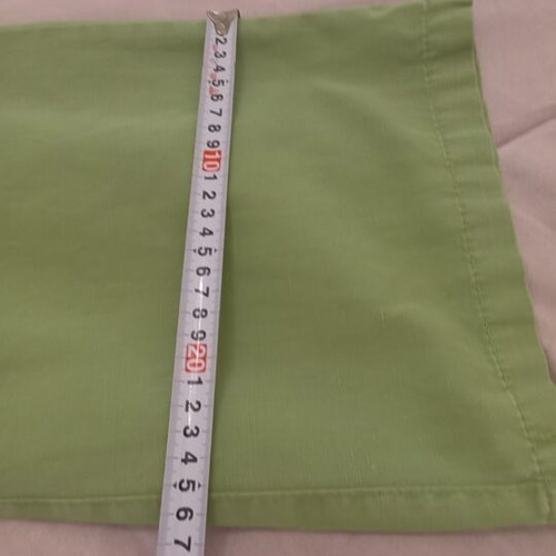 Guess pants like new, green, sizes L and XL