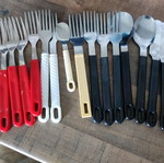 Used cutlery set