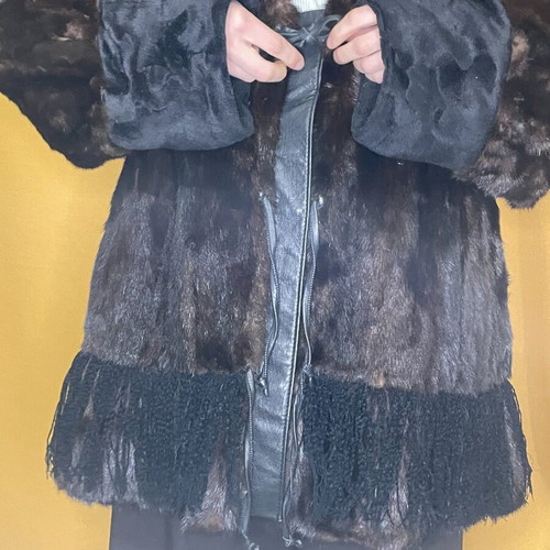 Mink fur coat like new, black, size L