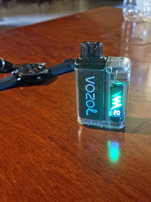 Vozol Pod System electronic cigarette like new