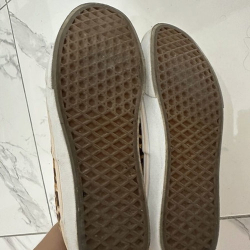 Vans sneakers like new, beige and brown leopard print