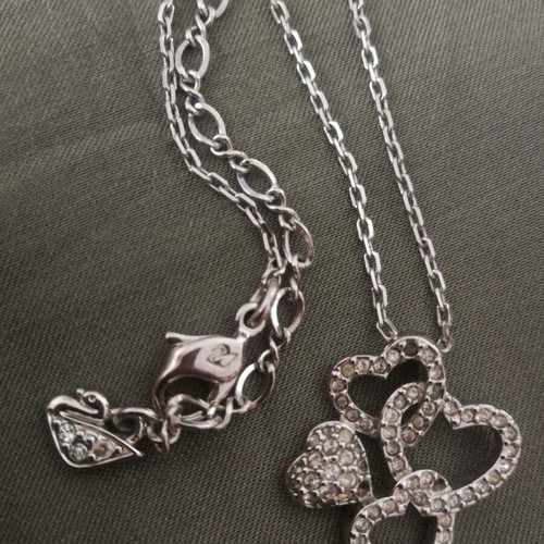 Swarovski pendant 4 hearts used