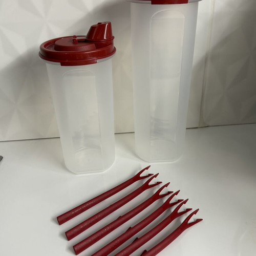 Tupperware set with 650ml and 890ml oil pourers and 6 forks new