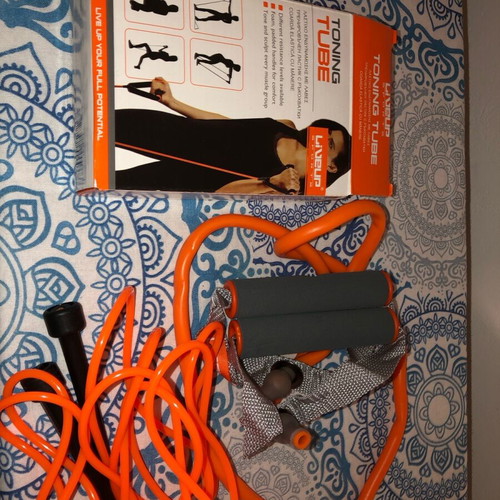 Fitness set new with resistance band and handles