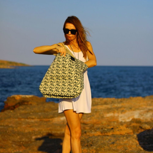 Handmade shoulder shopping bags new, in black and beige