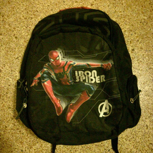 Spider Man Avengers backpack like new
