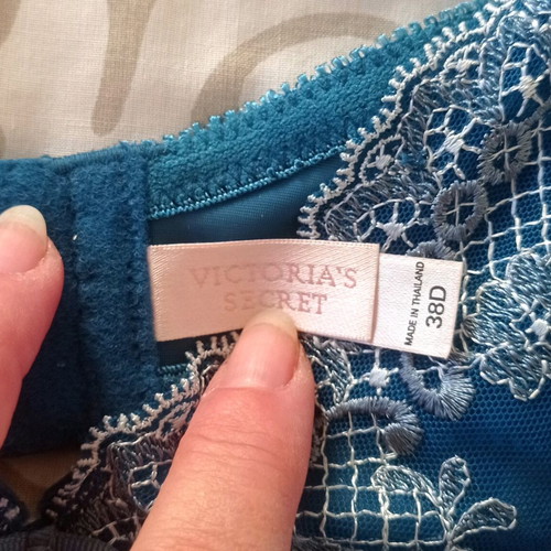 Victoria's Secret petrol bra 38D used with embroidery