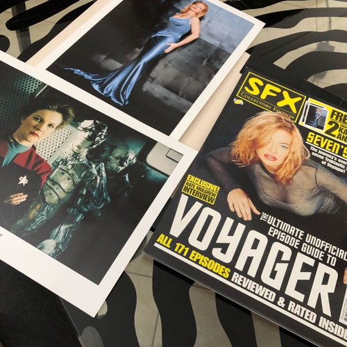 SFX Star Trek Voyager Magazine Special Collectors Edition like new with 2 big art prints