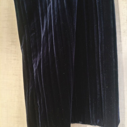 Blue Velvet Pleated Wide Leg Pants new, size medium