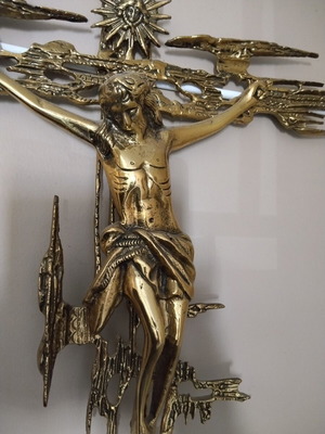 Vintage Brutalist Mid-Century Modern Bronze Crucifix wall art like new