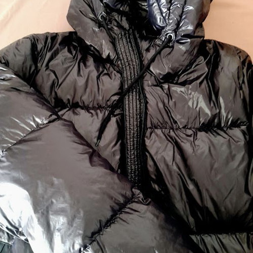 Long winter jacket size L like new, black