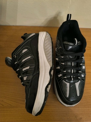 Athletic women's walking shoes like new, black, size 36.5