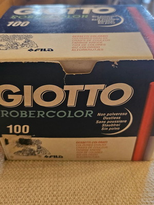 Giotto colored chalks new, pack of 100