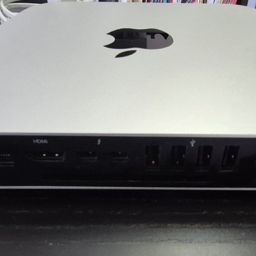 Apple Mac mini Late 2014 model MGEM2B like new